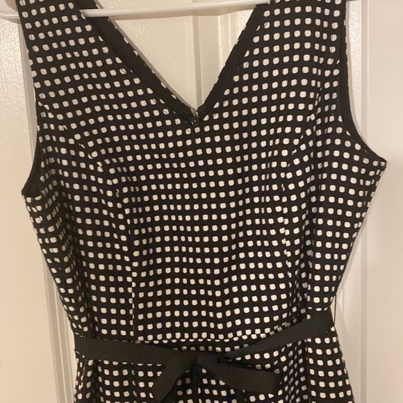 Like new The Limited dress black and white - Picture 2 of 3
